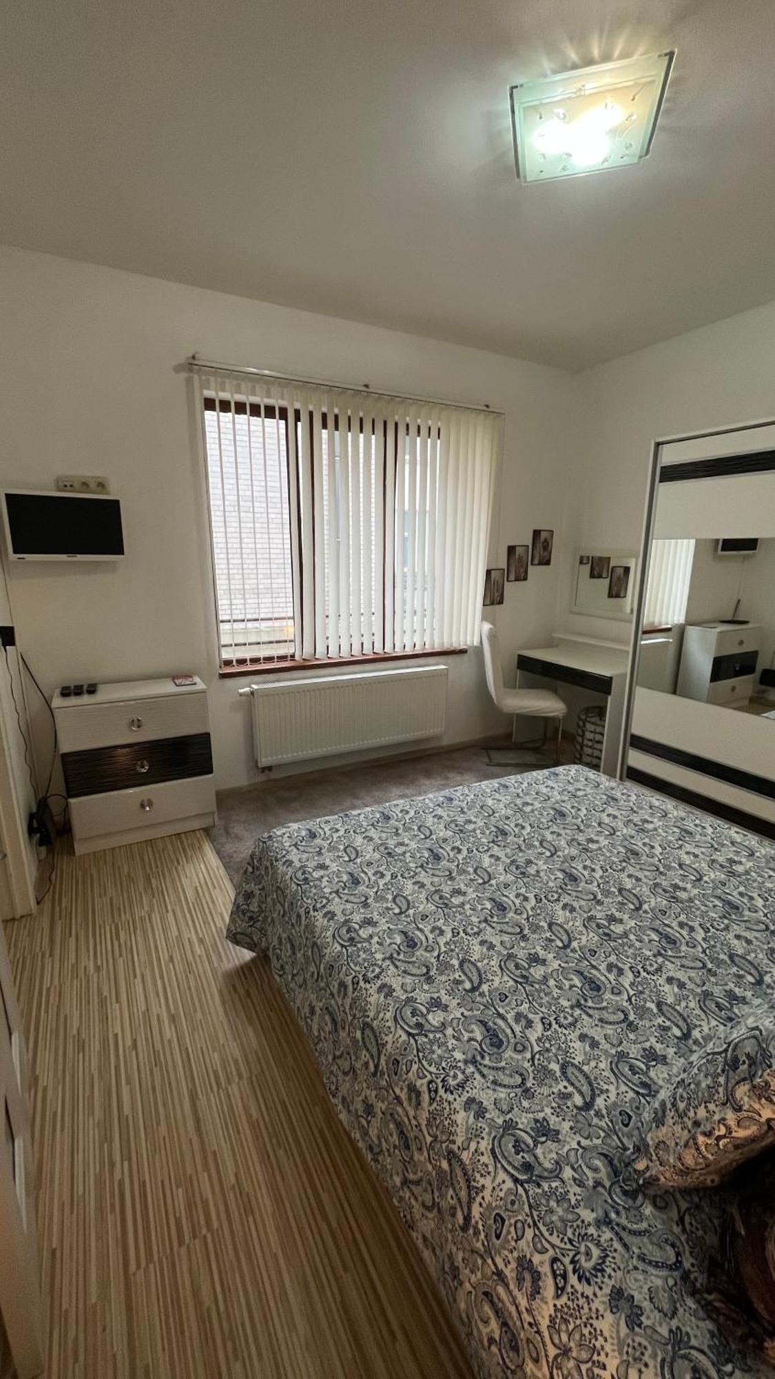 Two Bedroom Flat - Hyper Center Brussel Buitenkant foto