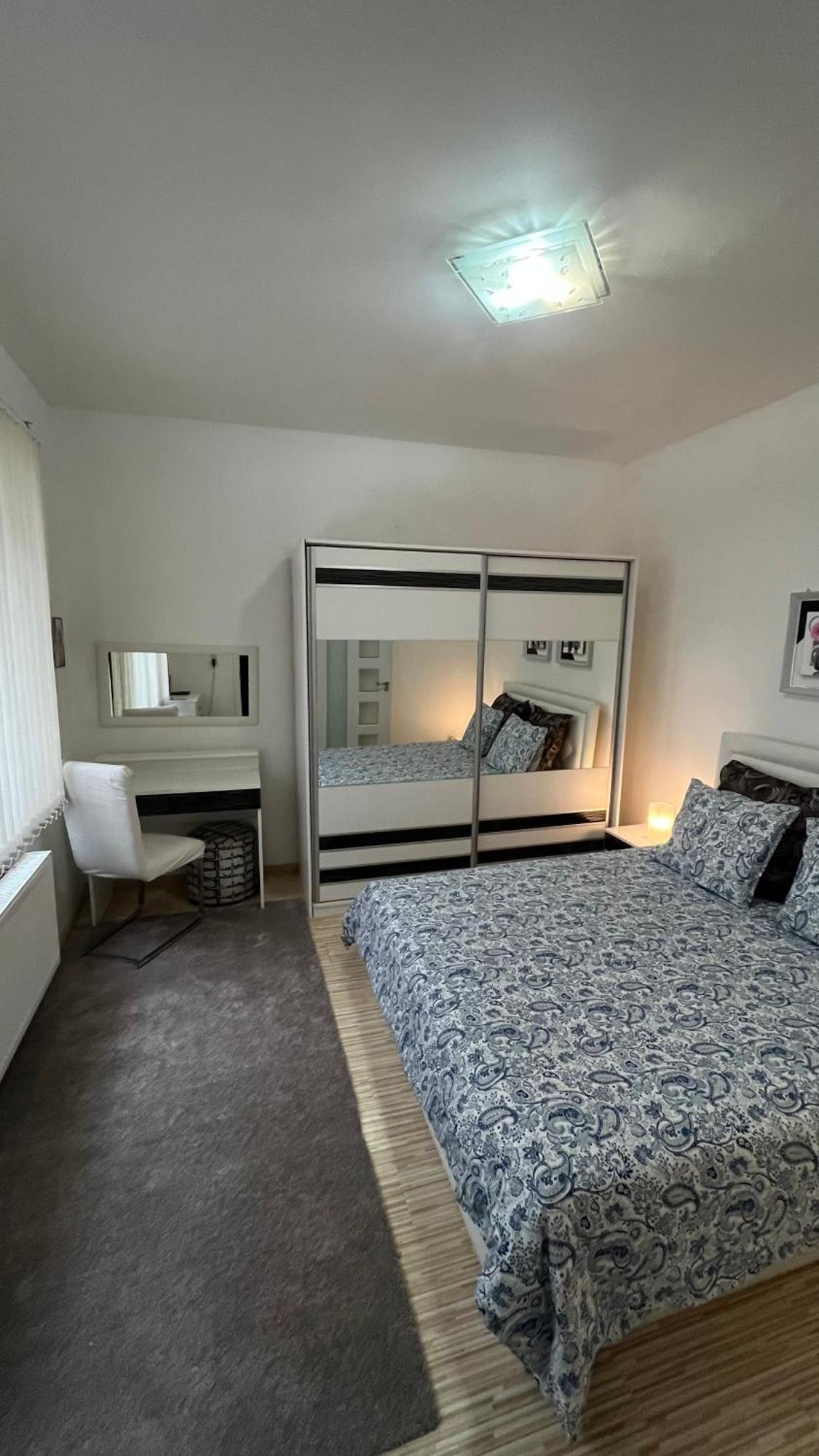 Two Bedroom Flat - Hyper Center Brussel Buitenkant foto